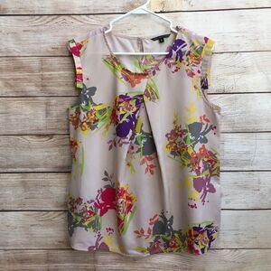VIEW BY WALTER BAKER FLORAL TOP